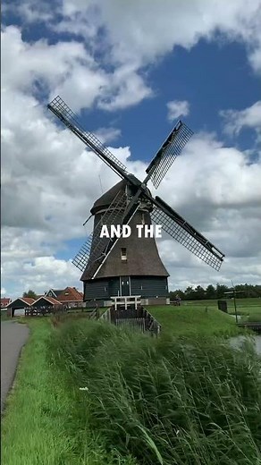The Best time to visit the Windmills of Kinderdijk Netherlands
