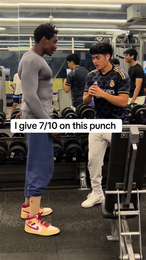 Rate My Boxing Form: 7/10 Punch Challenge