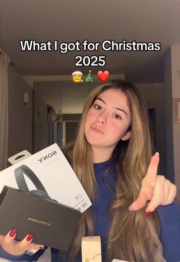 always love a what I got for Christmas🥰 #foryoupagе #whatigotforchristmas #haul #iphone17promax #fyp