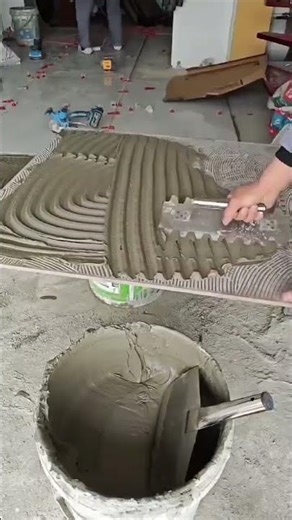 Perfect Tile Adhesive Spreading Technique 🔥 #Shorts #level ##tools