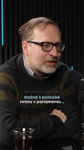 Čestmír Strakatý on Instagram: "„Vysoká škola života - to si říkají ti, kteří všude byli, všechno znají a všemu rozumějí.“ A podle Jiřího Martínka alias @doktorvseved z pořadu Na lovu nejlépe „tomu, o čem nemají ani potuchy.“ Jak se podle Doktora Vševěda proměnil veřejný prostor? Proč se amatéři vydávají za odborníky - a často jim to projde? A jak se z učitele a historika stane celebrita? Více na HeroHero.co/cestmir a forendors.cz/cestmir"