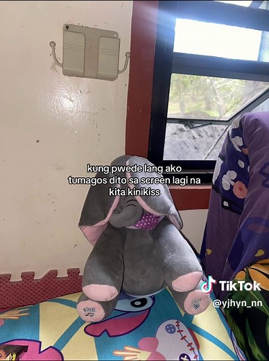 Kiss Through the Screen: A Playful Connection