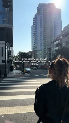 Choosing Distance in Conflict Resolution