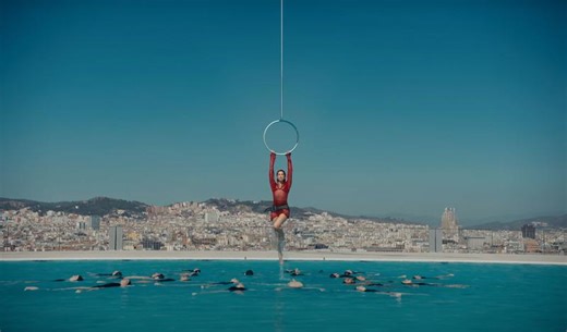 Dua Lipa's latest music video filmed in Barcelona's Montjuïc swimming pools