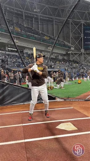 Missing these Ha-Seong Kim swings already. 🎥: @Padres #MLB #KimHaseong #김하성 #viral #fyp