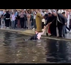 لازم يشوفوا حل ف الترعه اللي عاملينها دي قبل الشتا | Ruby F Omar