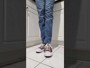 ASMR Toe Tapping wearing my new converse.