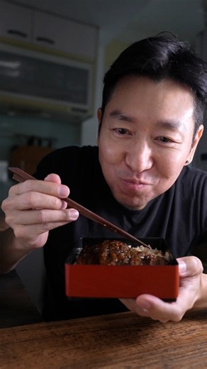 Unagish Kabayaki/蒲燒香香茄子｜MASA料理ABC蒲燒香香茄子うなぎっぽいナスの蒲焼[1人份]茄子 Eggplant—1條清酒 Sake—1大匙味淋 Mirin—2大匙醬油 Soy sauce—2大匙砂糖 Sugar—1大匙#蒲燒#鰻魚#茄子#日本料理#簡單料理#素食料理#MASA料理#MASA#unagi#eggplant#MASACooking | MASAの料理ABC