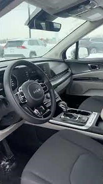 2022 Kia Carnival Lx for Mr Lynch !