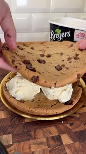 1.8M views · 10K reactions | Giant ice cream sandwich  #satisfying #lifehack | Kyle Istook | Facebook