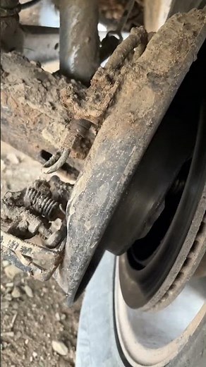 The wheel came off, we almost reached the reservoir 😂 #fishing #road #situationontheroad