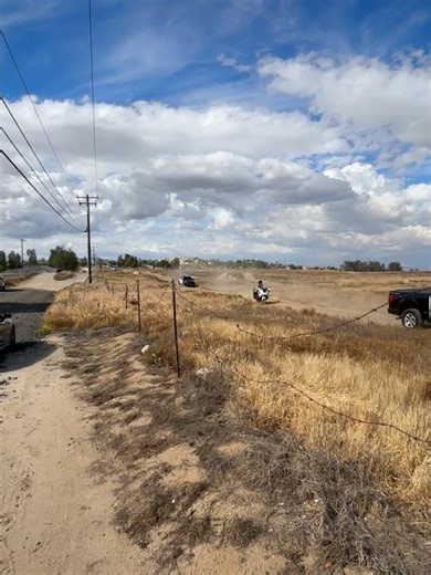 Riverside county Sheriff’s #responding to Incident Command on the Rider Fire #riversidecounty