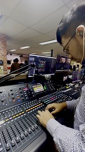 Elevate your sound and visuals with these essential tips! Master the art of FOH and sound mixing, and create immersive audiovisual experiences tailored to your preferences. Engineer: @ofillmoreg #AudioVisualMagic #FOHmixing #soundengineering #budget #creativeexpression #soundengineers #EventMagic #eventtech #throwback #viral_video #mastering #stagelightingdesigner #ableton #livestreaming #eventproduction #eventprofs #beatmaker #stagedesigns #AudioPerfection #stagesound #viralreelsfacebook #Event