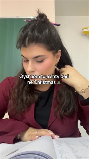 Shkum Shkum për Krishtlindje dhe Vitin e Ri