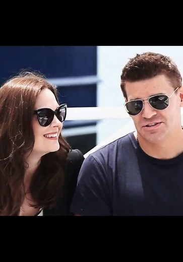 Bones TV Show SDCC: Emily Deschanel & David Boreanaz Reunion