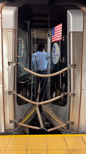 4K views · 268 reactions | Emergency Brakes Activated: The Brakes of a Bay Ridge - 95 St Bound R Train Got Activated While Arriving at 36th ST in Brooklyn by an Individual. July 28th, 9:20AM ET. #NYCSubway #NYC #NYCSubwayLife @MTA @MTALIRR #Subway #Railfanning #NewYorkCitySubway #MTASCAPES #LIRR #SubwayTrain #NYCHistory #NYCTransit #TrainOperator #TrainConductor #MTA You can now buy me a coffee: https://bmc.link/NYCSubwayLife | NYC Subway Life | Facebook