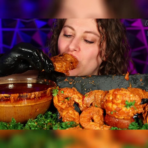 You’ve Never Seen a Seafood Boil Like THIS | King Crab Creamy Garlic Sauce Madness! ❤️FULL VIDEO AVAILABLE NOW ON my YouTube Channel ➡️ Monica ASMR ⬅️ Don’t forget to SUBSCRIBE 🔔 ❤️Click the link in my bio or search on YouTube for Monica ASMR 🤗 #SeafoodBoil #KingCrab #CreamyGarlicSauce #Mukbang #Foodie #FoodASMR #EpicSeafood #SeafoodLovers #CrabBoil #CrabLovers #FoodPorn #CookingTutorial #SeafoodMukbang #SeafoodBoilMadness #KingCrabFeast #CreamyGarlicSauce #EpicSeafoodMukbang #UltimateSeafoodB