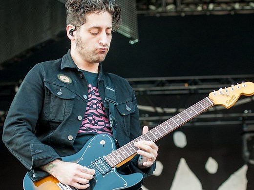 Fall Out Boy's guitarist leaves band for the rest of the year