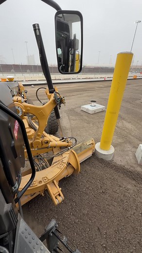Mastering Heavy Equipment: A Guide to Motor Grader Operations