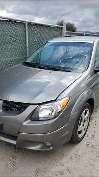 This MINT Pontiac Vibe was dumped at auction 👀 #chevy #Toyota #Toyotamatrix #pontiacvibe