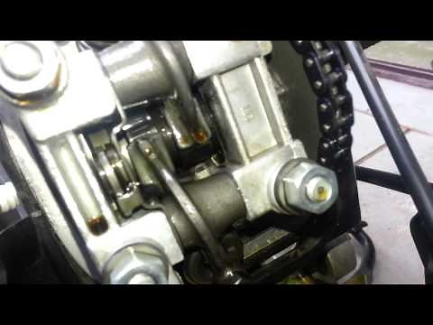 Honda lead SCV100 valve setup adjustment cam chain / rozvodový řetěz ventily nastavení