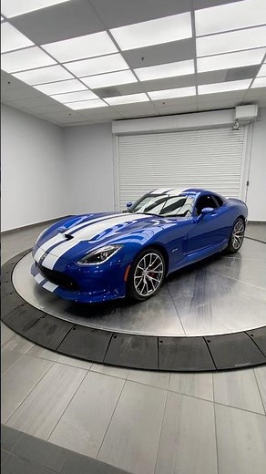 2014 Dodge SRT Viper GTS Coupe Blue/White Stripes (Canadian Spec)