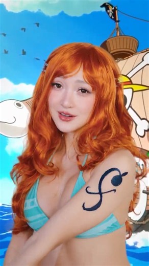 Are you a fan of One Piece??🏴‍☠️👀🎃 #onepiece #cosplay #nami #halloween