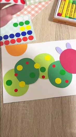 【春の製作迷ったらコレ！】作って飾ろう♪はらぺこあおむし🍀#保育製作 #保育士 #保育の引き出し #保育士のたまご #保育士あるある #子供と一緒に #はらぺこあおむし #簡単製作