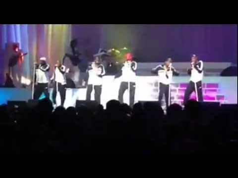 Overweight Bobby Brown Walks Off Stage During New Edition's Performance