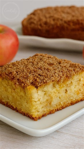 The Easiest Apple Cake Ever!