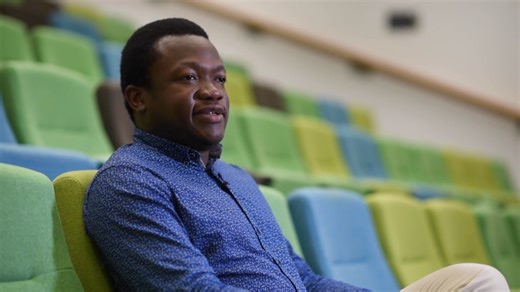 UQ Queensland Brain Institute researcher, Dr Adekunle Bademosi has dedicated his time towards investigating why a protein called TDP-43 clumps in the brains of people with frontotemporal dementia. TDP-43 misfolds and clumps in the frontal and/or temporal lobes, which are involved in mood, social behaviour, attention, self-control, judgement, planning, processing sound and understanding what we see. Thank you to Dementia Australia for this great video interview! 🔗 https://bit.ly/3qlZm5N #brain #