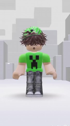 Requesting Robux from My Best Friend in Roblox