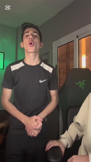 العبث الي بنعملو بجد كل واحد هيعمل ريأكشن والتاني يعملو صوت 😂🫣@3mo Timon @Alshosh🩵⚡️