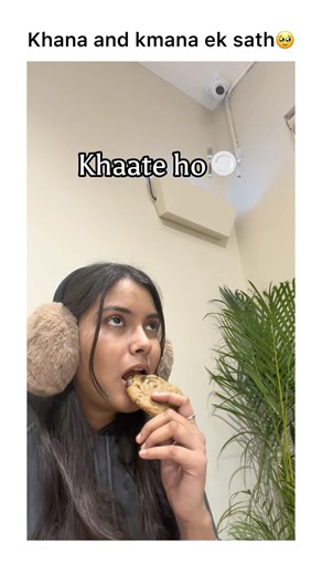 Dono favourite kaam ek sath ab🫠#trending #coding #ai #yt #shorts #eating #earning #viral #fun