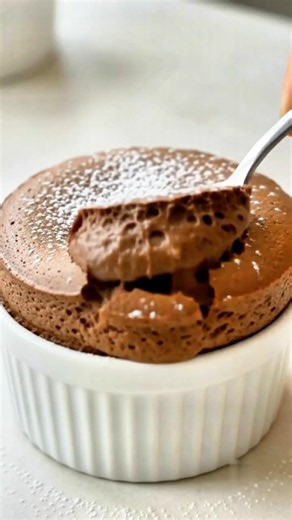 Easy Chocolate Souffle 😋 3-Ingredient Chocolate Dessert!
