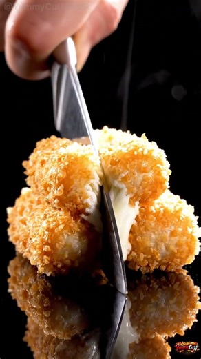 Cheese Stretch Mozzarella Stick ASMR 🧀🔥