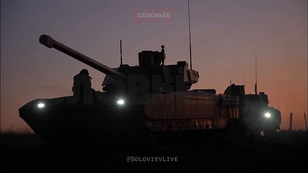 Video zeigt den russischen Panzer T-14-Armata