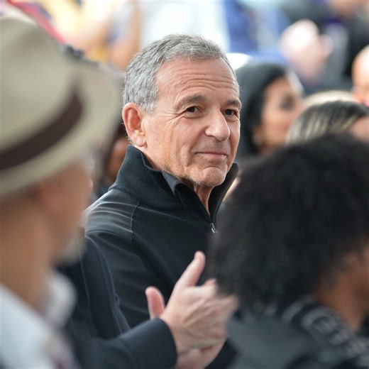 迪士尼权杖交接进入终局，艾格任期倒计时