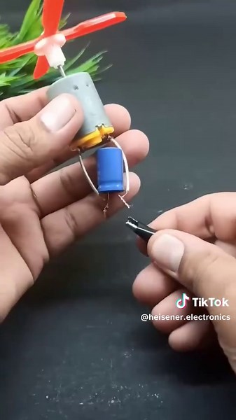 Effects of Capacitors on Circuit Speed