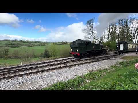 4110, running around at Mendip Vale on the East Somerset Railway.