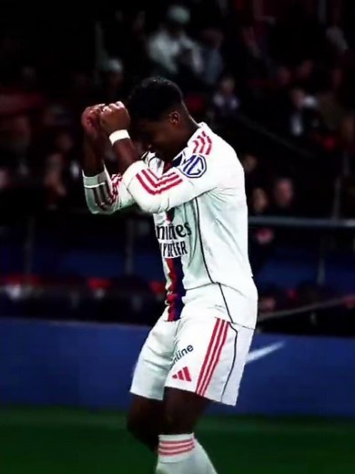 Endrick 🇧🇷 #football #ligue1 #sports #foot #ligue1mcdonalds #soccer #footballshorts #endrick #shorts