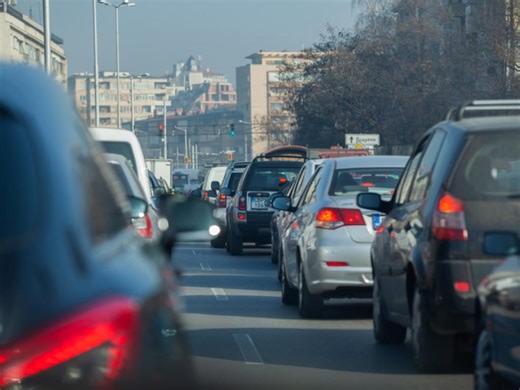 Тежка катастрофа на Околовръстното в София, пострадала е жена мотоциклетист