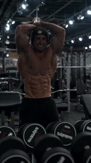 Ryan Terry 🇬🇧 on Instagram: "Peak week, fasted 3am physique check, only one in the gym, fully focused and locked in 👊🏼 mentally preparing for the stage in a couple of days time! Although tough in the moment I don’t half miss it already.. that feeling of knowing your nearly at the finish line, the work has been done and you can visualise the outcome 👊🏼 the fire this gives me is unreal and I even get goosebumps now writing it…so when people talk abou