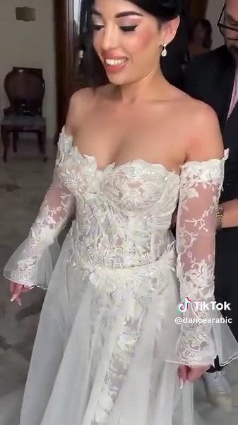 Videos de dance رقص عربي (@dancearabic) con “الصوت الأصلي - dance رقص عربي”