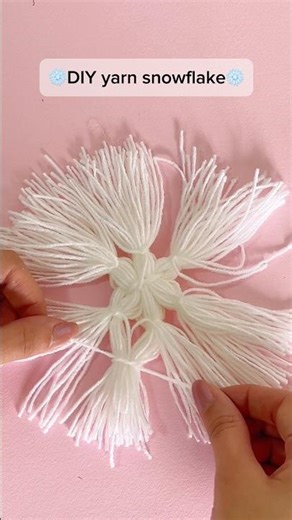 DIY yarn snowflake ❄️