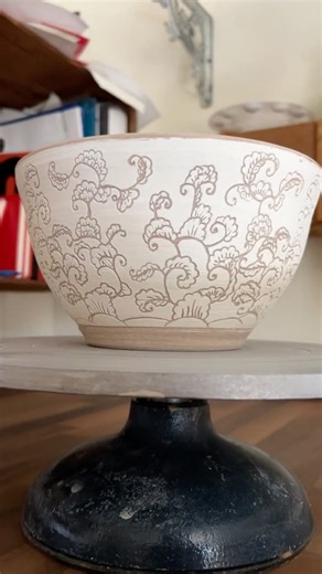 Trying out a new sgraffito design for a cone 10 bowl