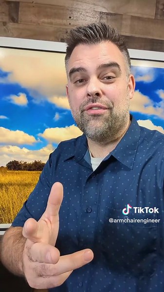 Decoding the Mystery: Contrails vs. Chemtrails Explained