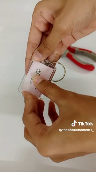 Keychain Cover Image Placement Tutorial