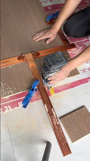 2-in-1 T-Square Positioning Ruler 🔧✨ Multi-Function Woodworking Tool