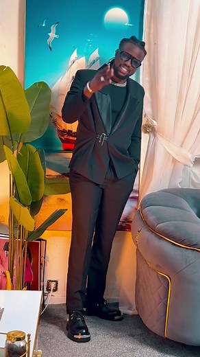 GOUDI SÉNÉGAMBIA 🇸🇳🇬🇲🔥 📅 Le 13 février 2026 à Londres ! L’événement culturel et sportif qui va réunir le Sénégal et la Gambie arrive à grands pas ! Sous le thème : “SÉNÉGAMBIA : L’unité par la culture”, retrouvons-nous pour une soirée exceptionnelle entre tradition, musique, et spectacle de haut niveau ! Bass THIOUNG sera sur scène 📍 Palmtree Banqueting – 329 Romford Rd, London E7 9HA 📞 Infos & réservations : Babacar 👉 44 7551 968802 Medoune 👉 44 7380 916859 🎯 Un rendez-vous unique po